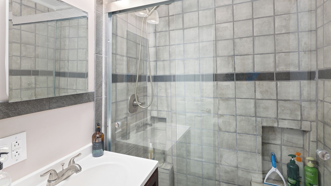 Photo of Bathroom in Kipling