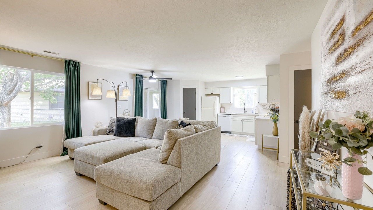 Photo of Livingroom in Lincoln