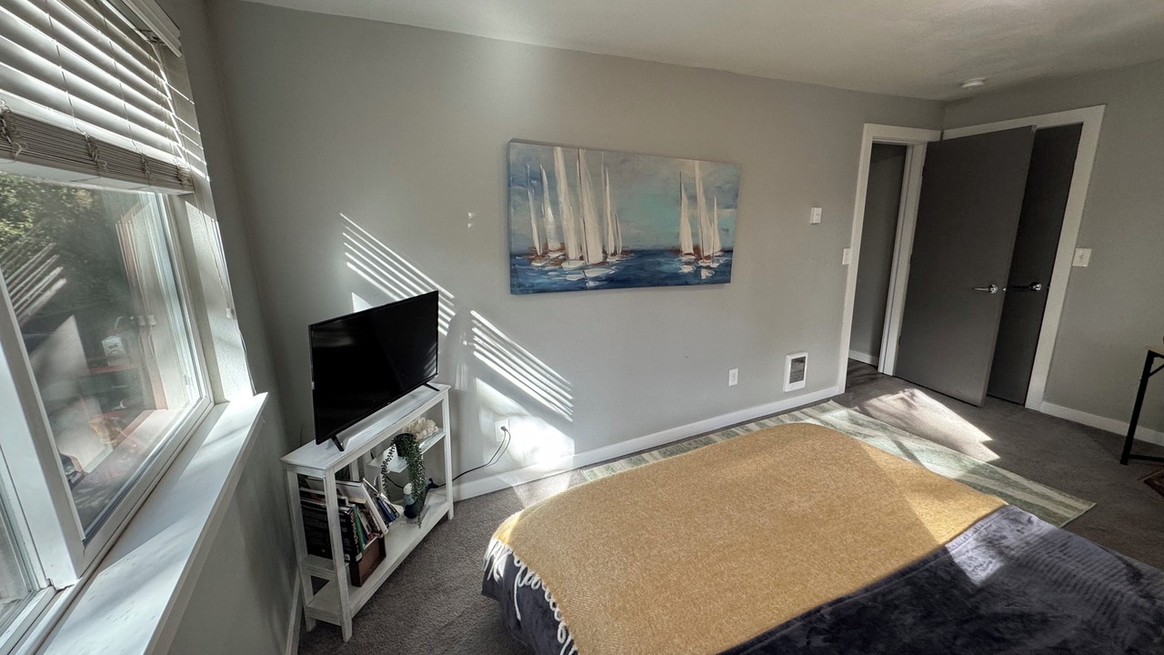 Photo of Bedroom in Northgate