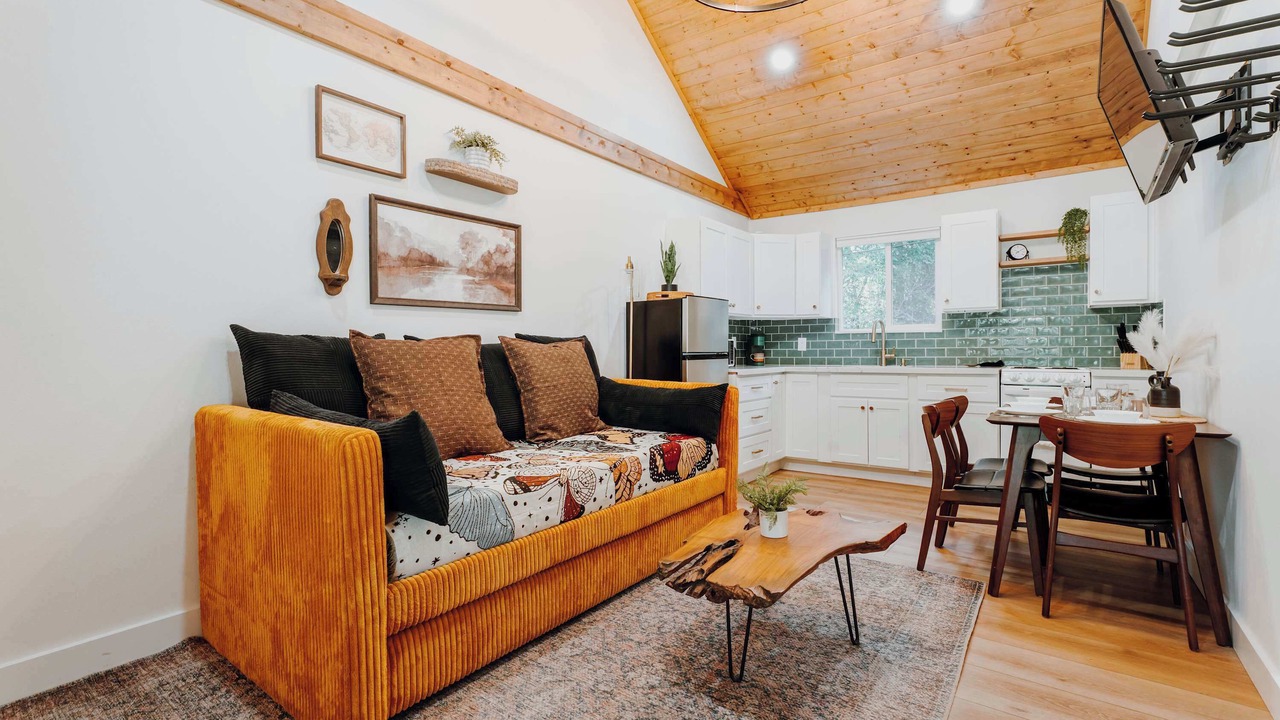 Photo of Livingroom in Packwood