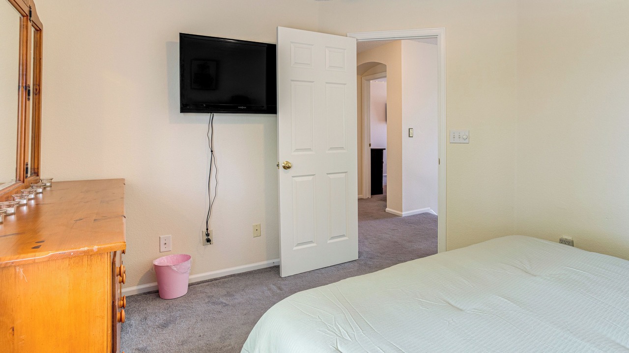 Photo of Bedroom in Green Valley Ranch