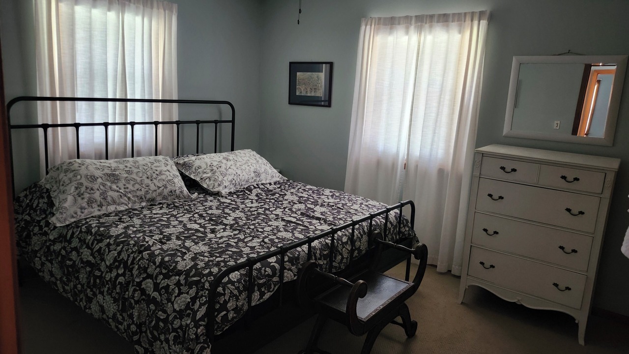 Photo of Bedroom in Excelsior Springs