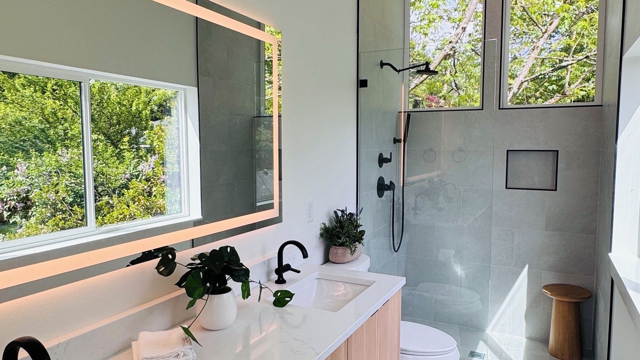 Photo of Bathroom in Northgate