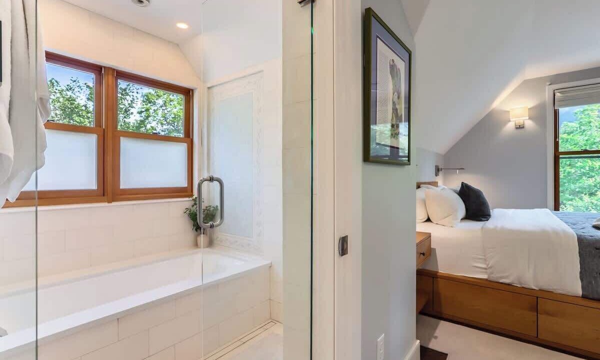 Photo of Bathroom in Lower Arapahoe