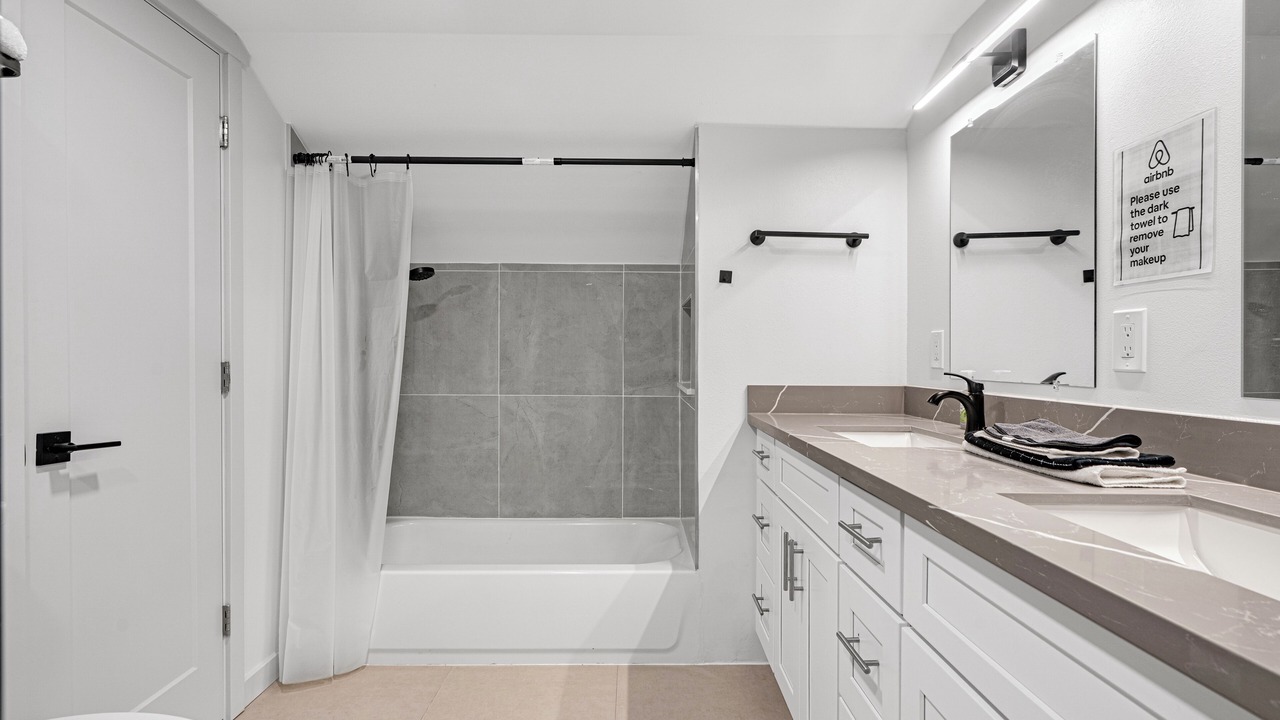 Photo of Bathroom in Mount Baker