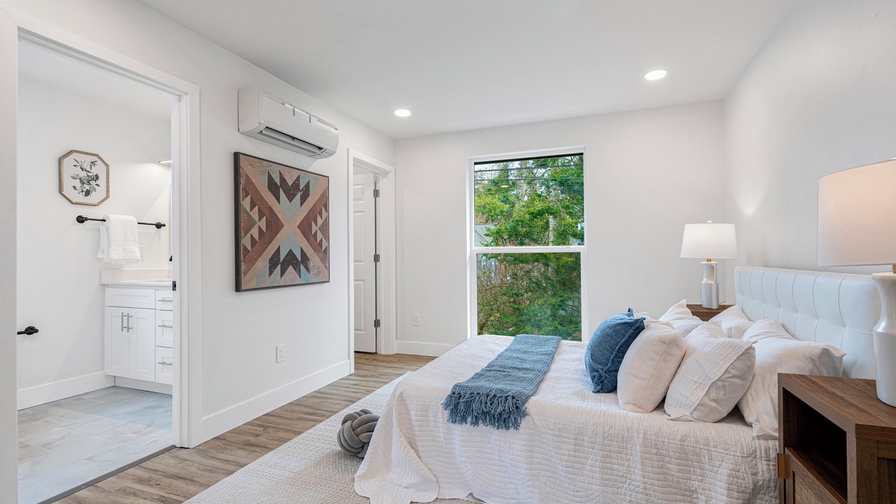Photo of Bedroom in Mount Baker