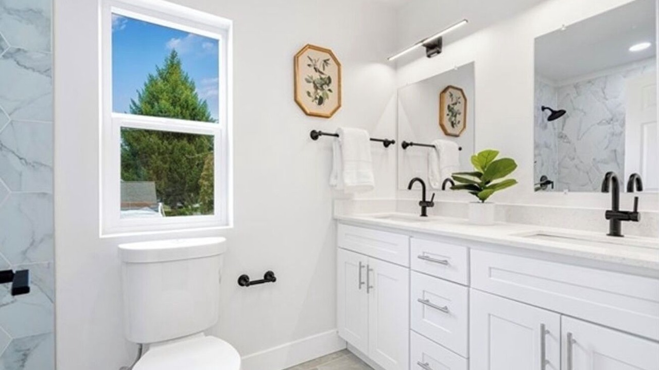 Photo of Bathroom in Mount Baker