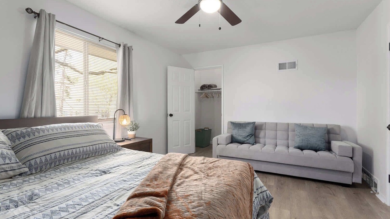 Photo of Bedroom in Lenexa