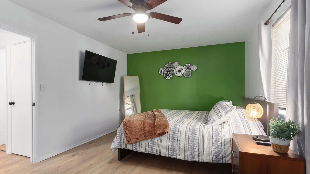 Photo of Bedroom in Lenexa