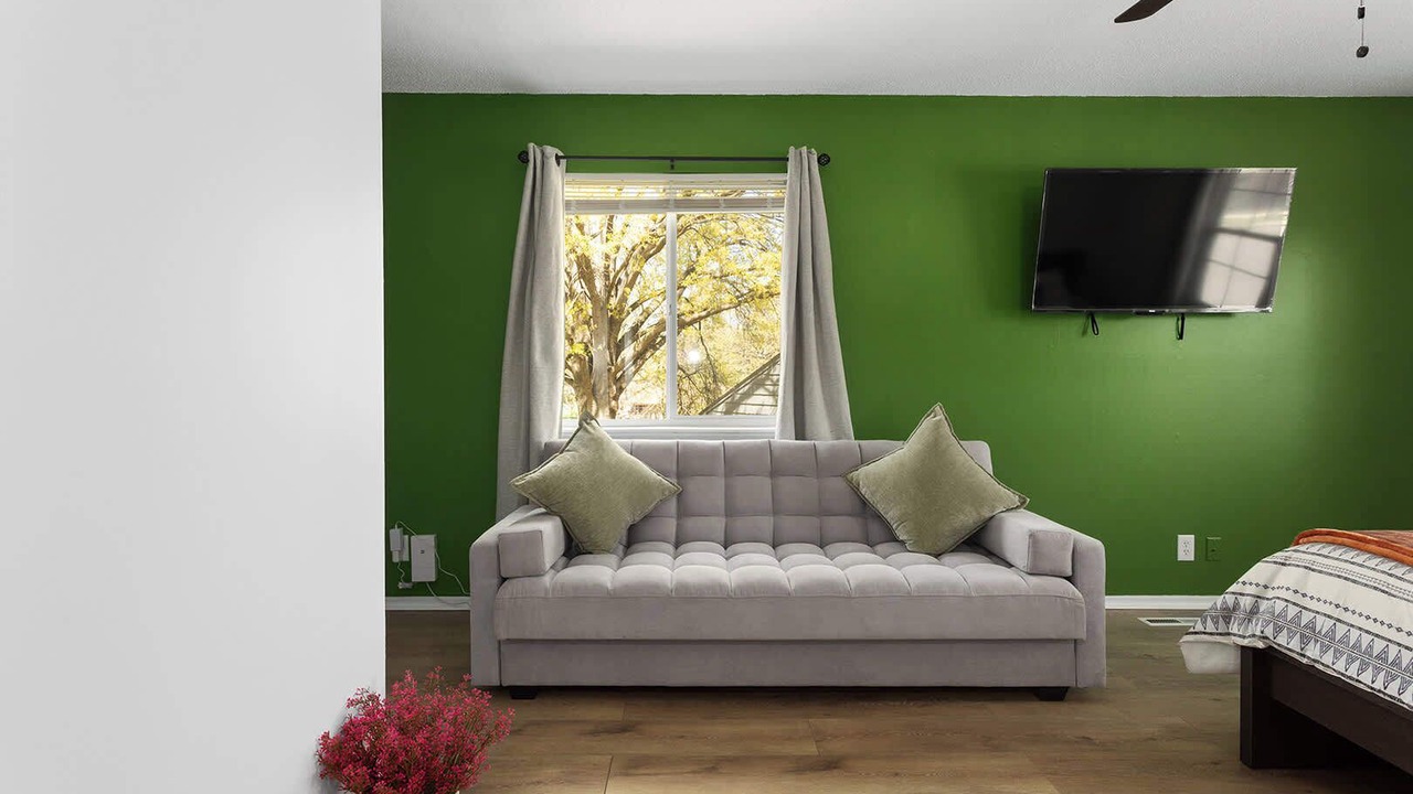 Photo of Livingroom in Lenexa