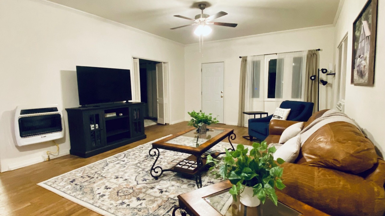 Photo of Livingroom in Electra