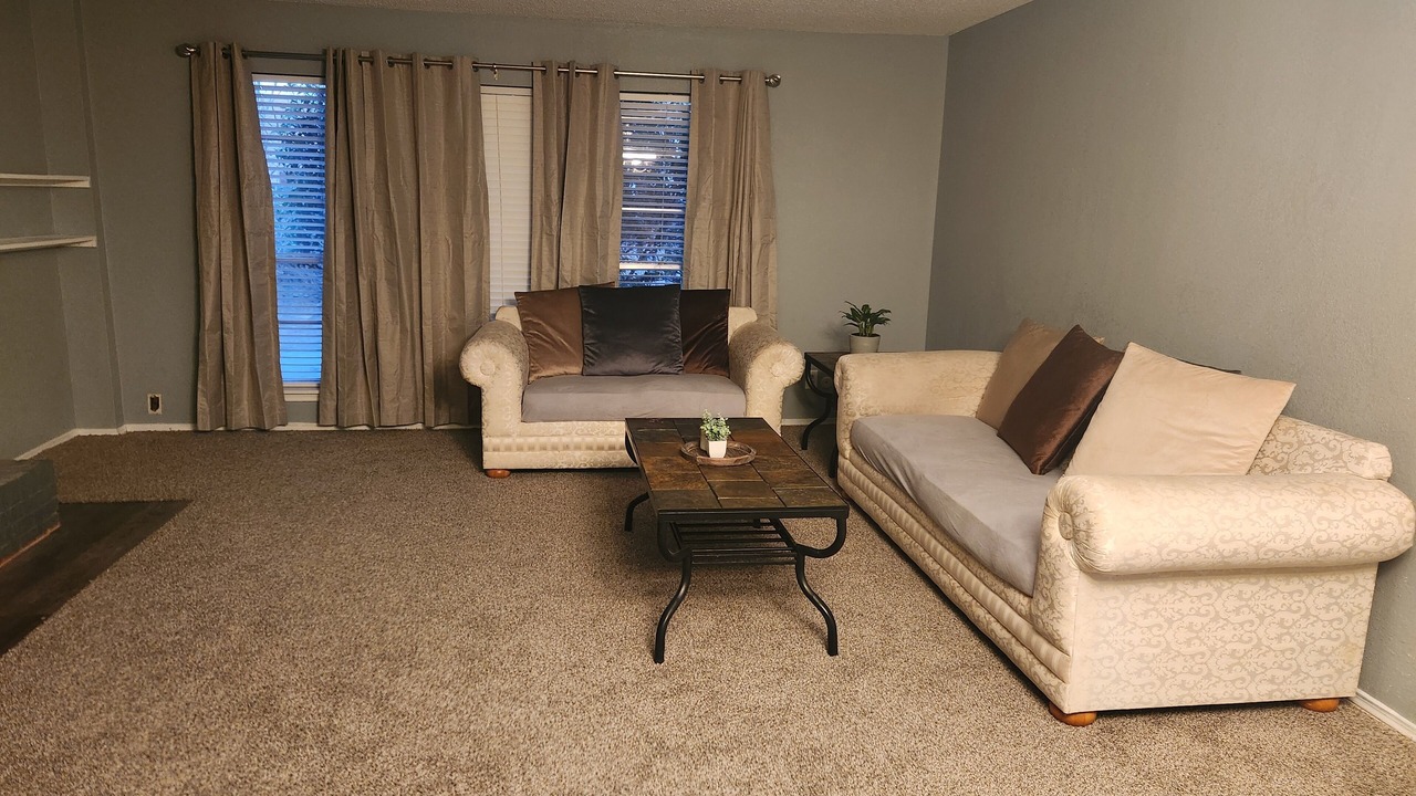 Photo of Livingroom in Paradise Hills Civic