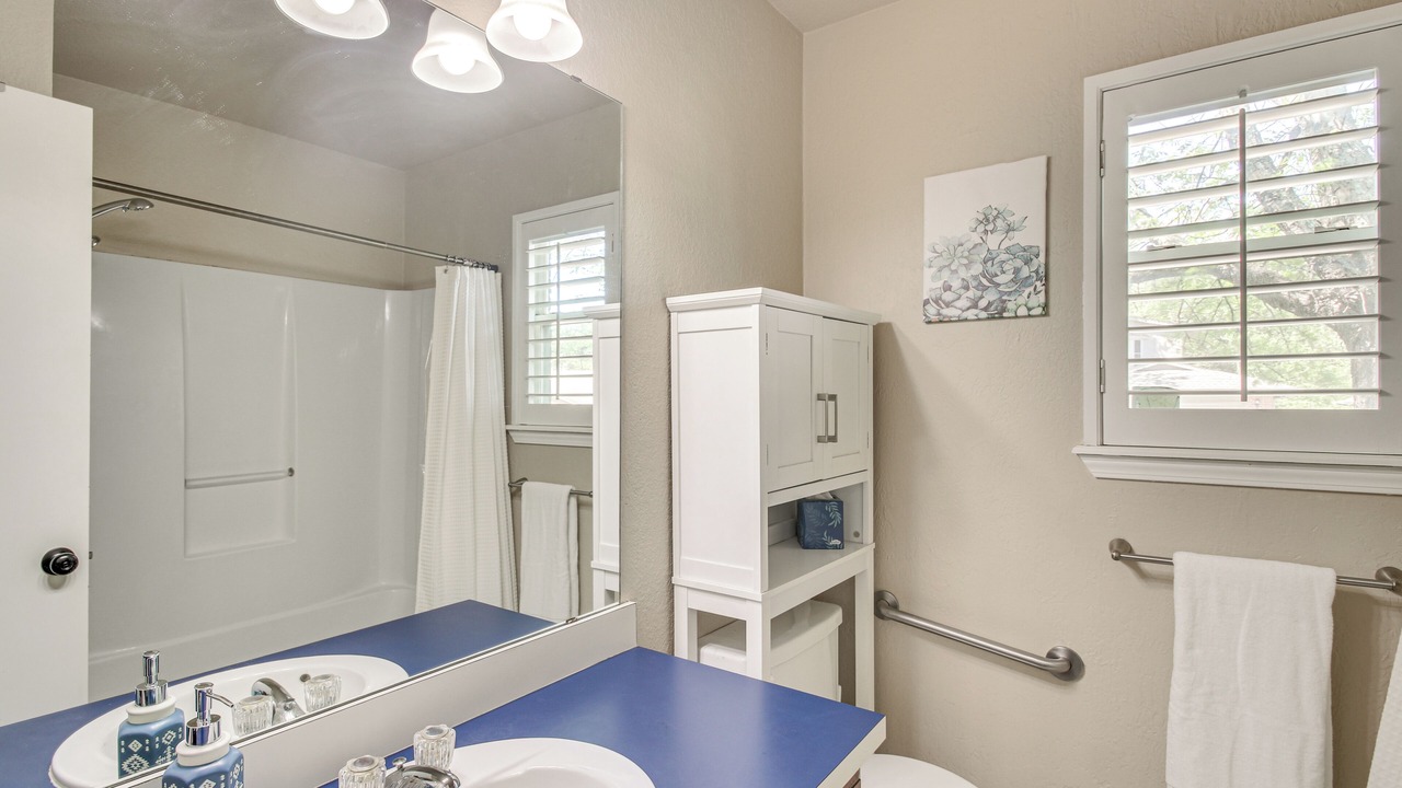 Photo of Bathroom in Norman