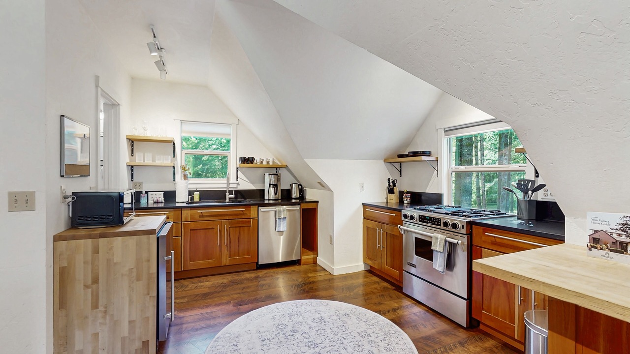 Photo of Kitchen in Rollingbay