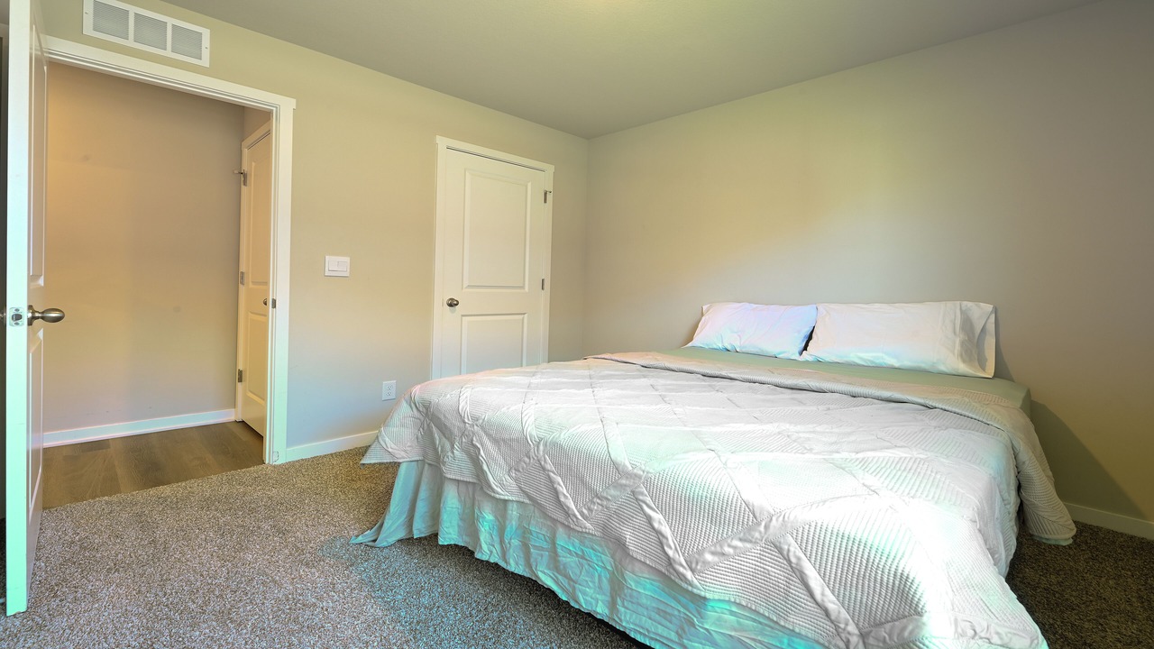 Photo of Bedroom in Waukee