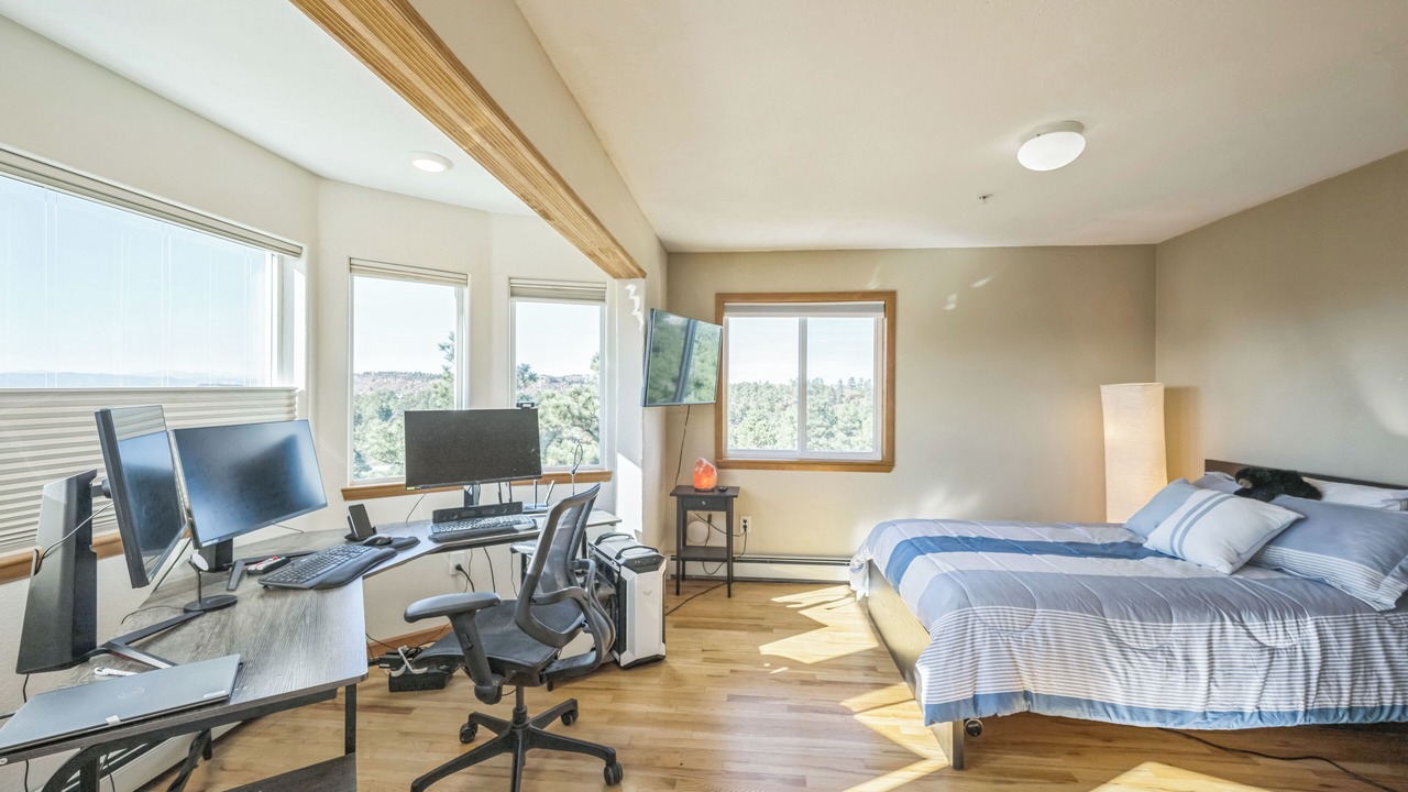 Photo of Bedroom in Castle Pines