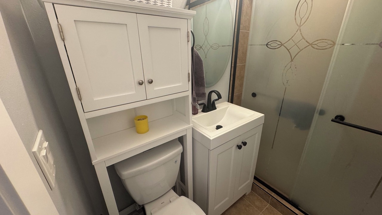 Photo of Bathroom in Highline