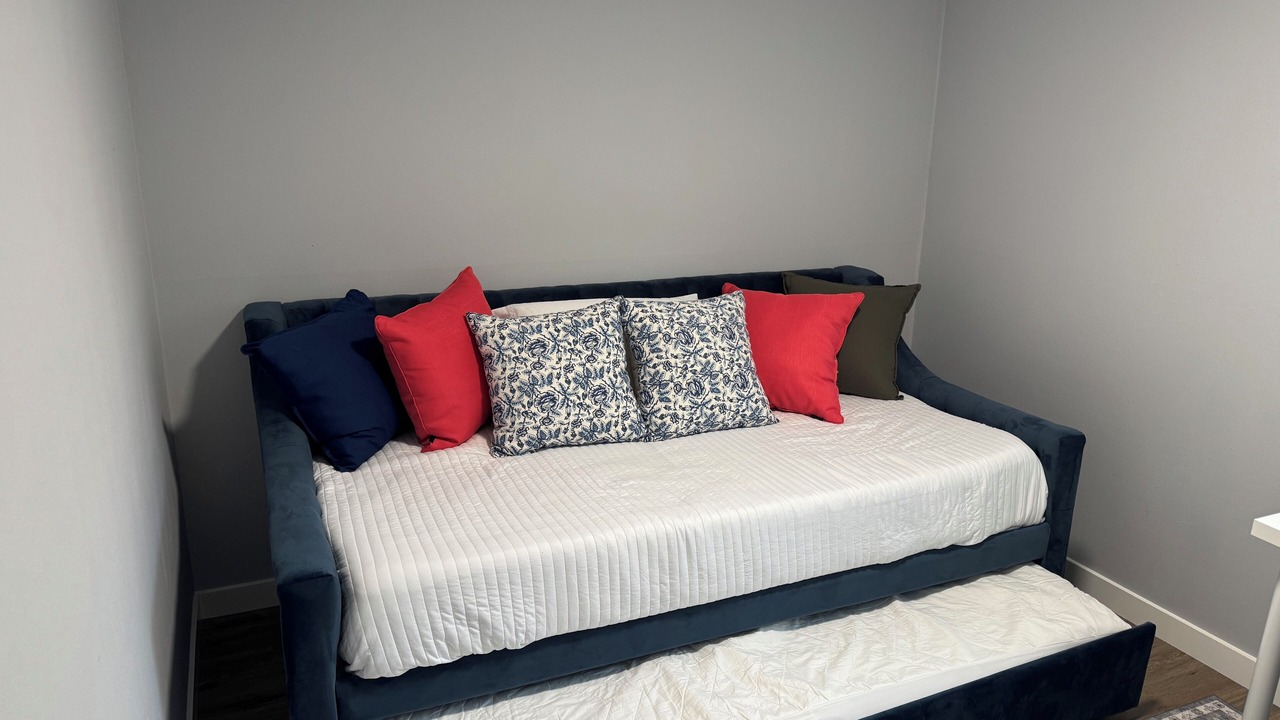 Photo of Bedroom in Highline