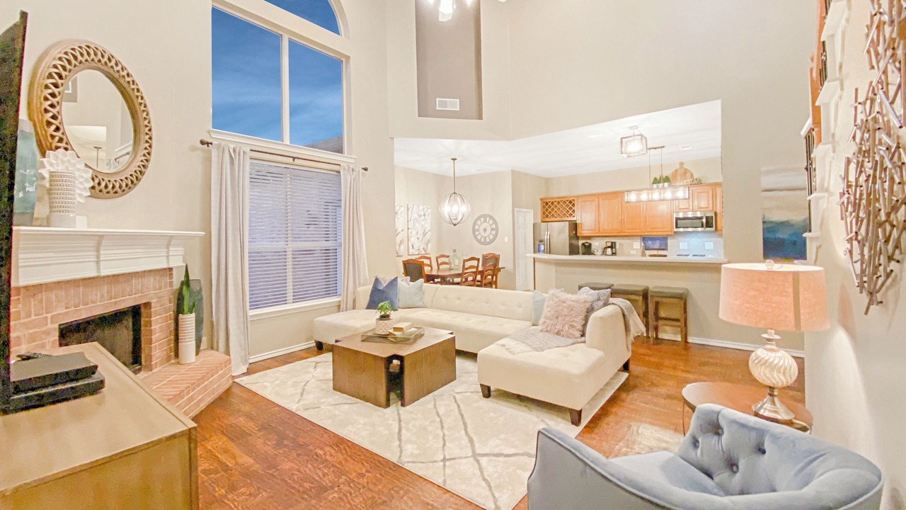 Photo of Livingroom in The Colony