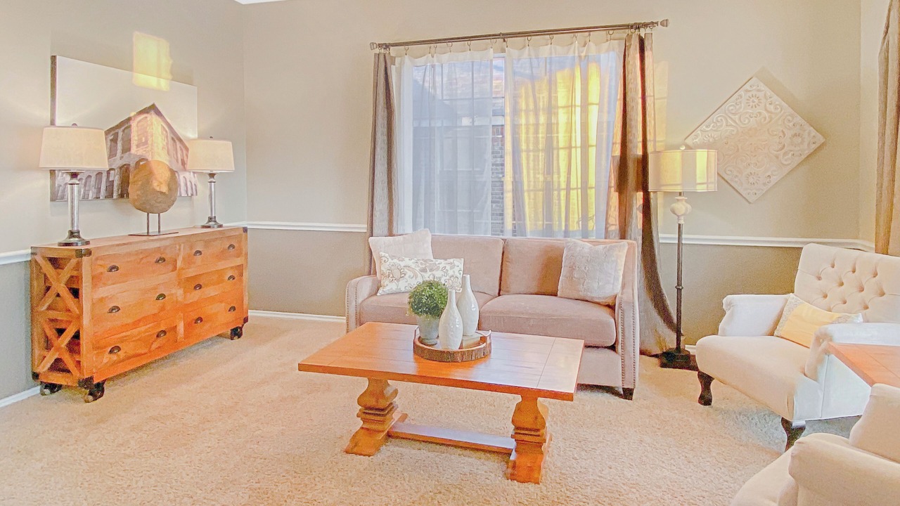 Photo of Livingroom in The Colony