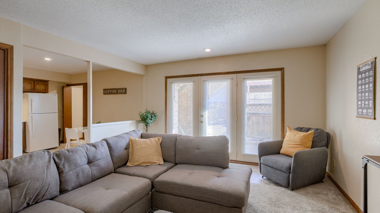 Photo of Livingroom in Platte City