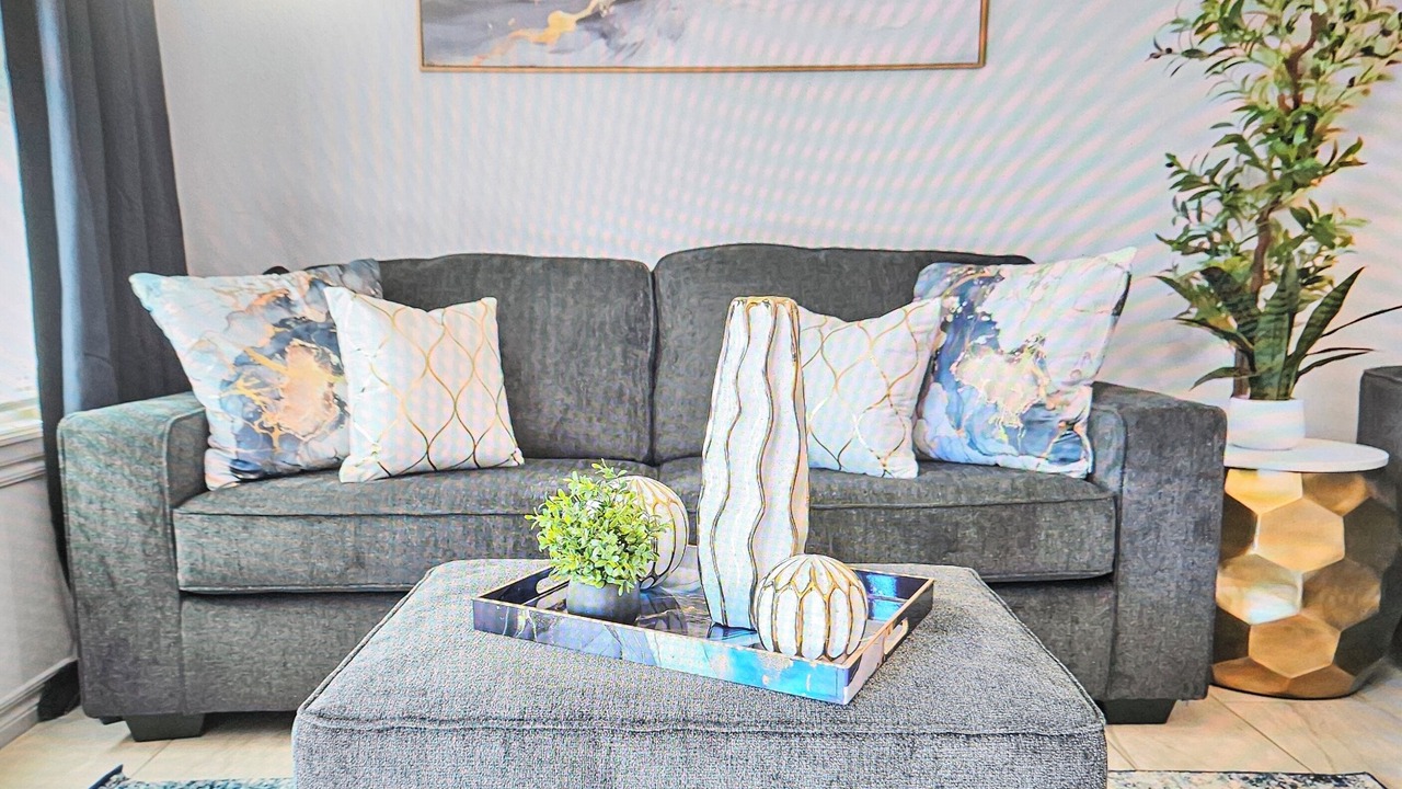 Photo of Livingroom in Elgin