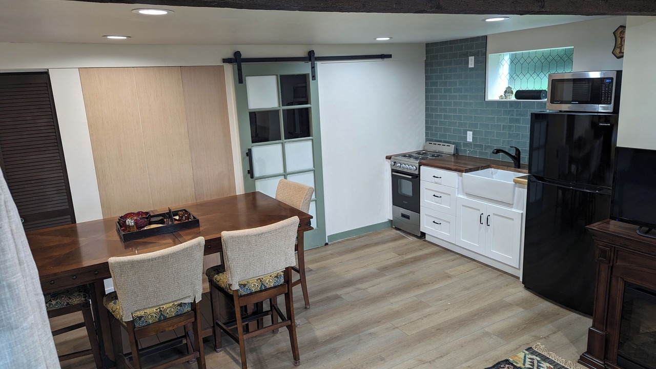 Photo of Kitchen in Navy Yard City