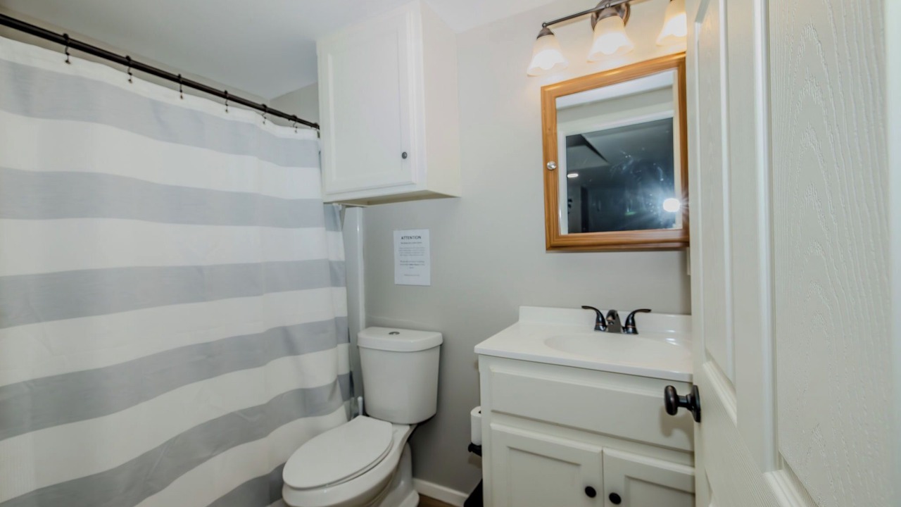 Photo of Bathroom in Graford
