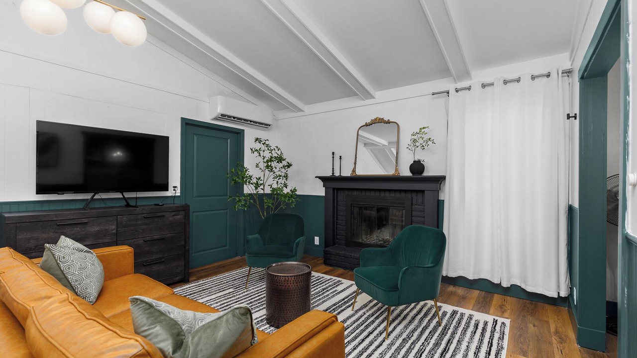 Photo of Livingroom in South Kansas City