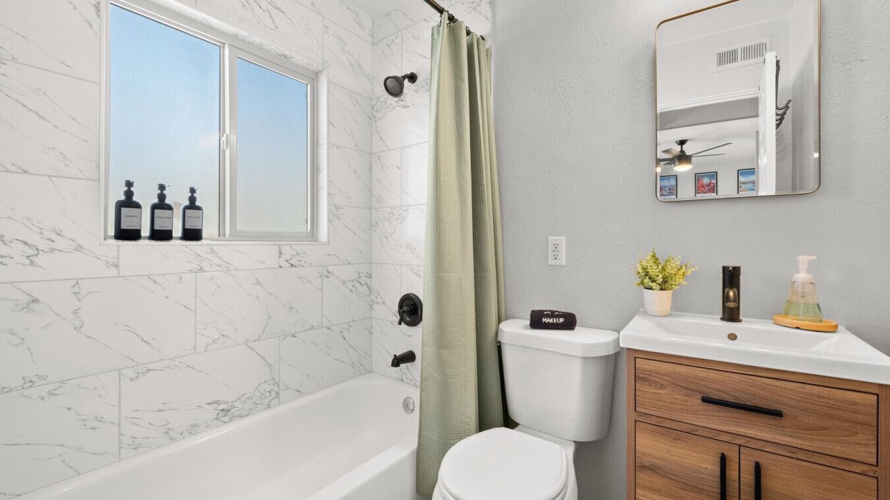 Photo of Bathroom in Golden