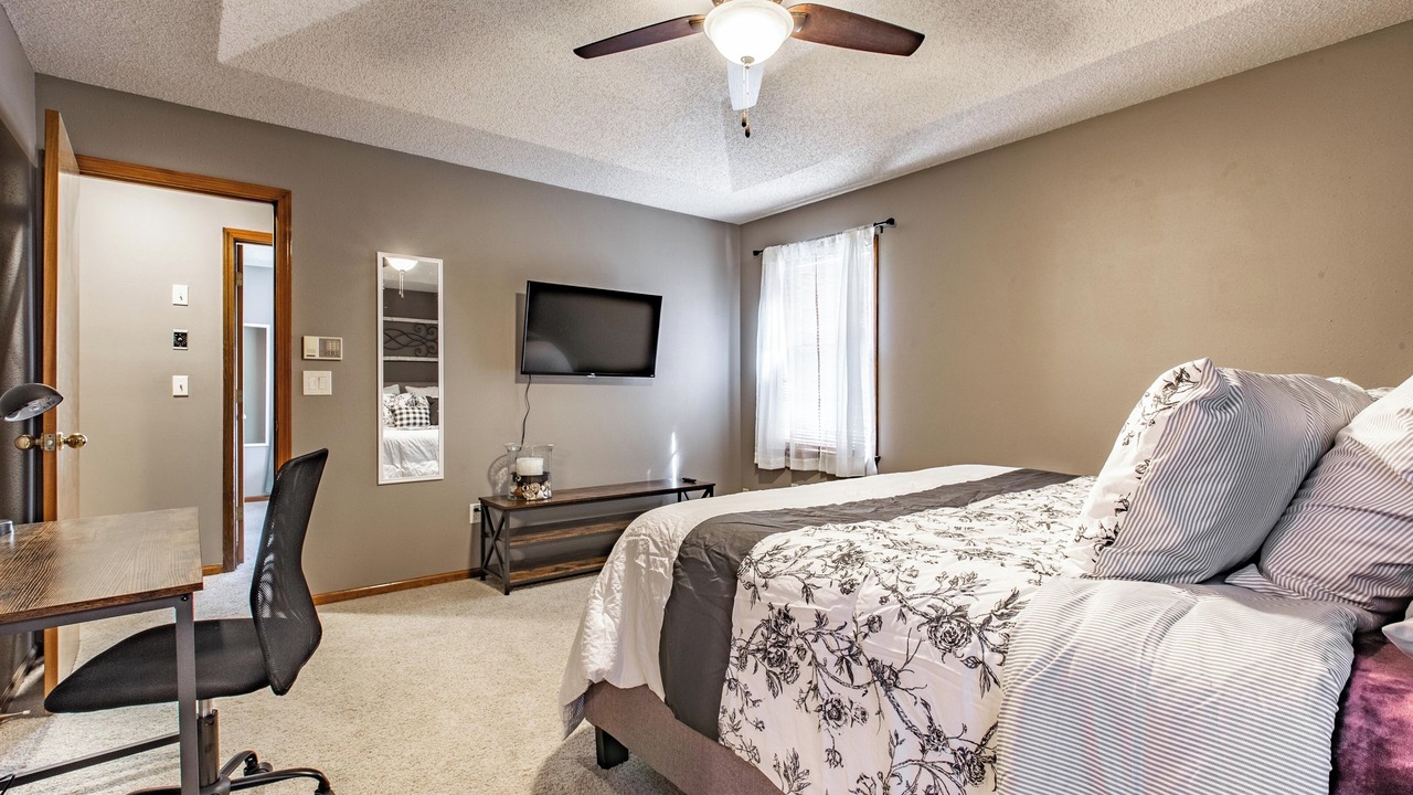 Photo of Bedroom in Overland Park