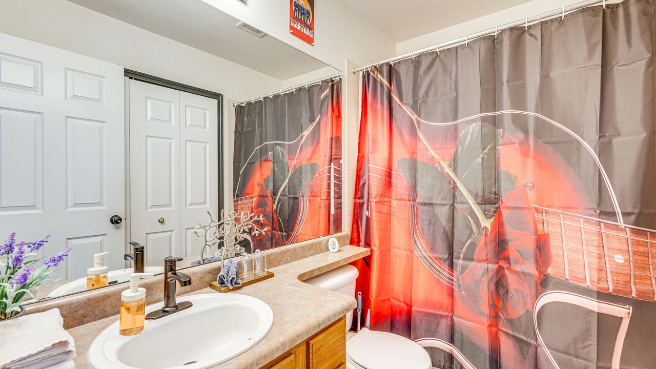 Photo of Bathroom in Fountain