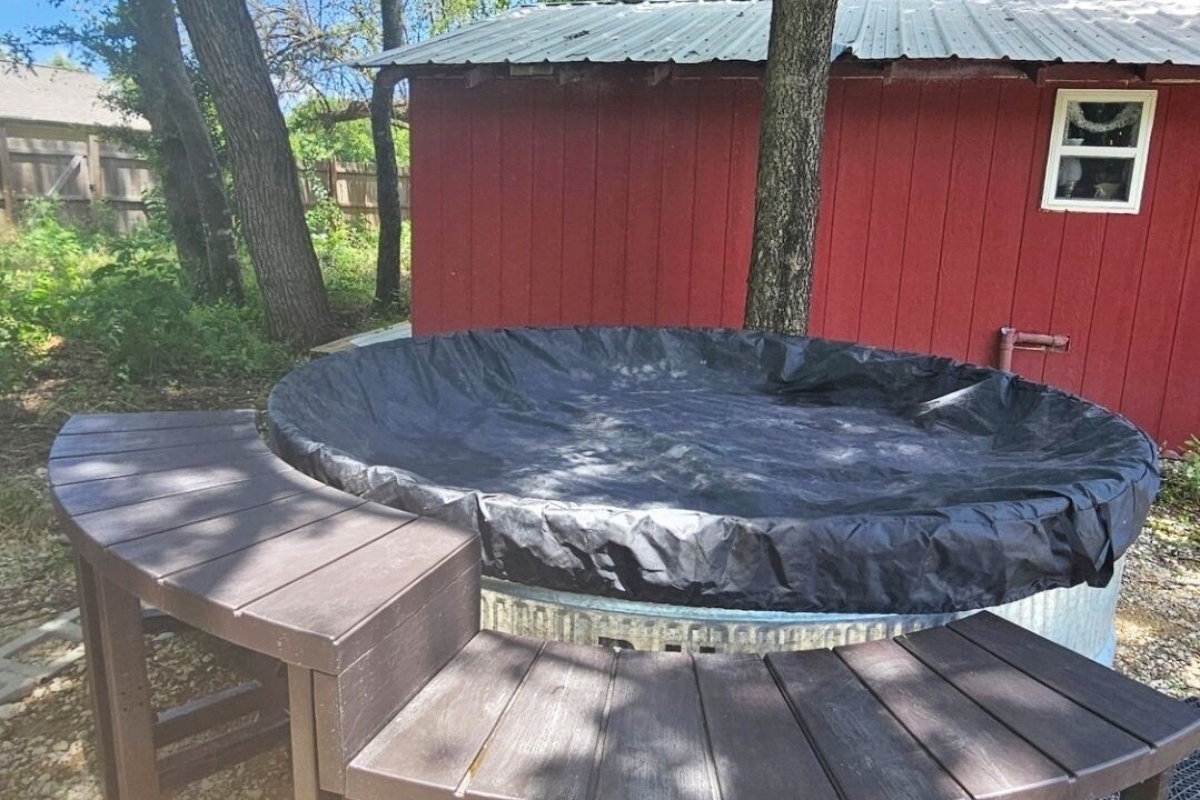 Photo of Outdoor in Red Oak