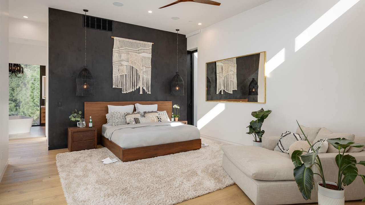 Photo of Bedroom in Pine Brook Hill