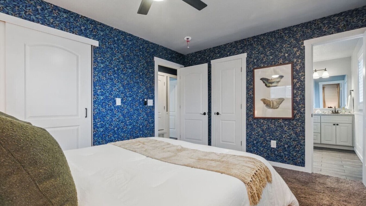 Photo of Bathroom in Arvada Plaza Area