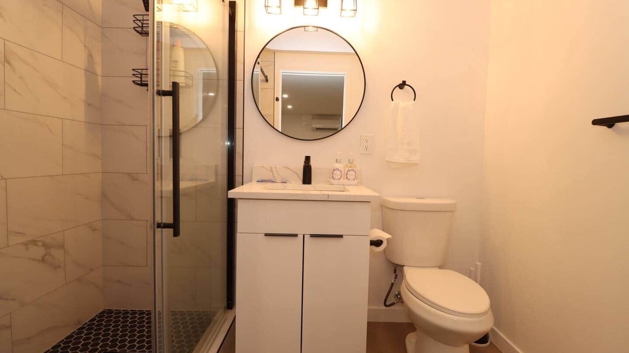 Photo of Bathroom in North Beacon Hill