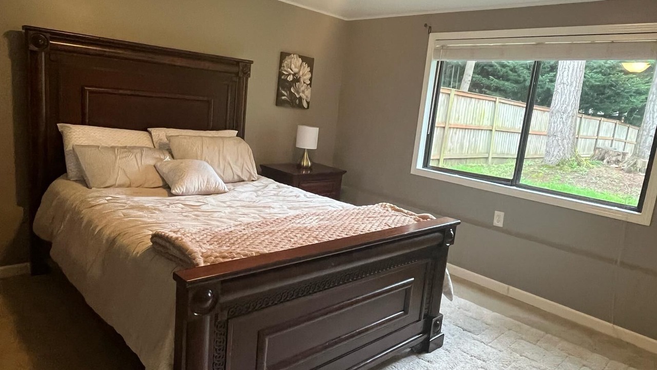 Photo of Bedroom in Picnic Point-North Lynnwood