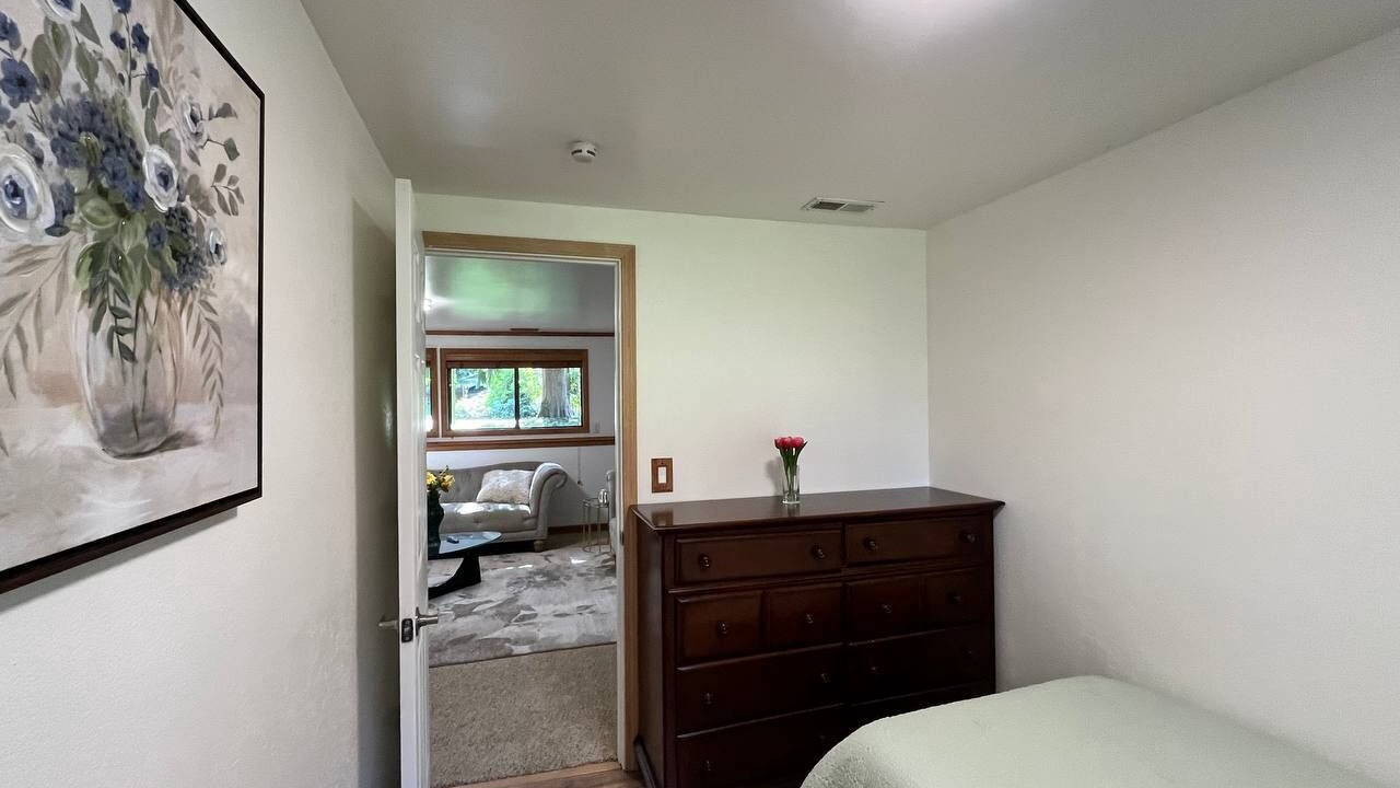 Photo of Bedroom in Picnic Point-North Lynnwood