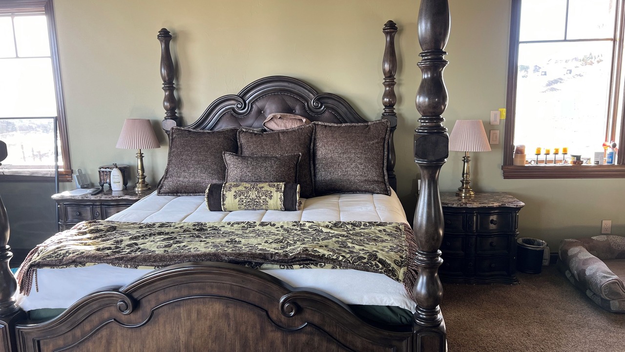 Photo of Bedroom in Golden