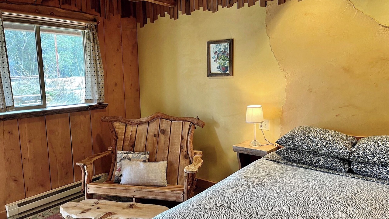 Photo of Bedroom in Winthrop
