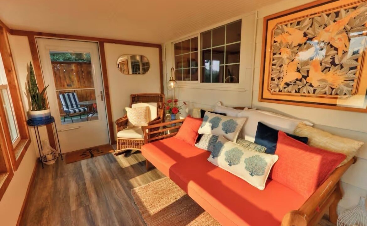 Photo of Livingroom in Milton-Freewater