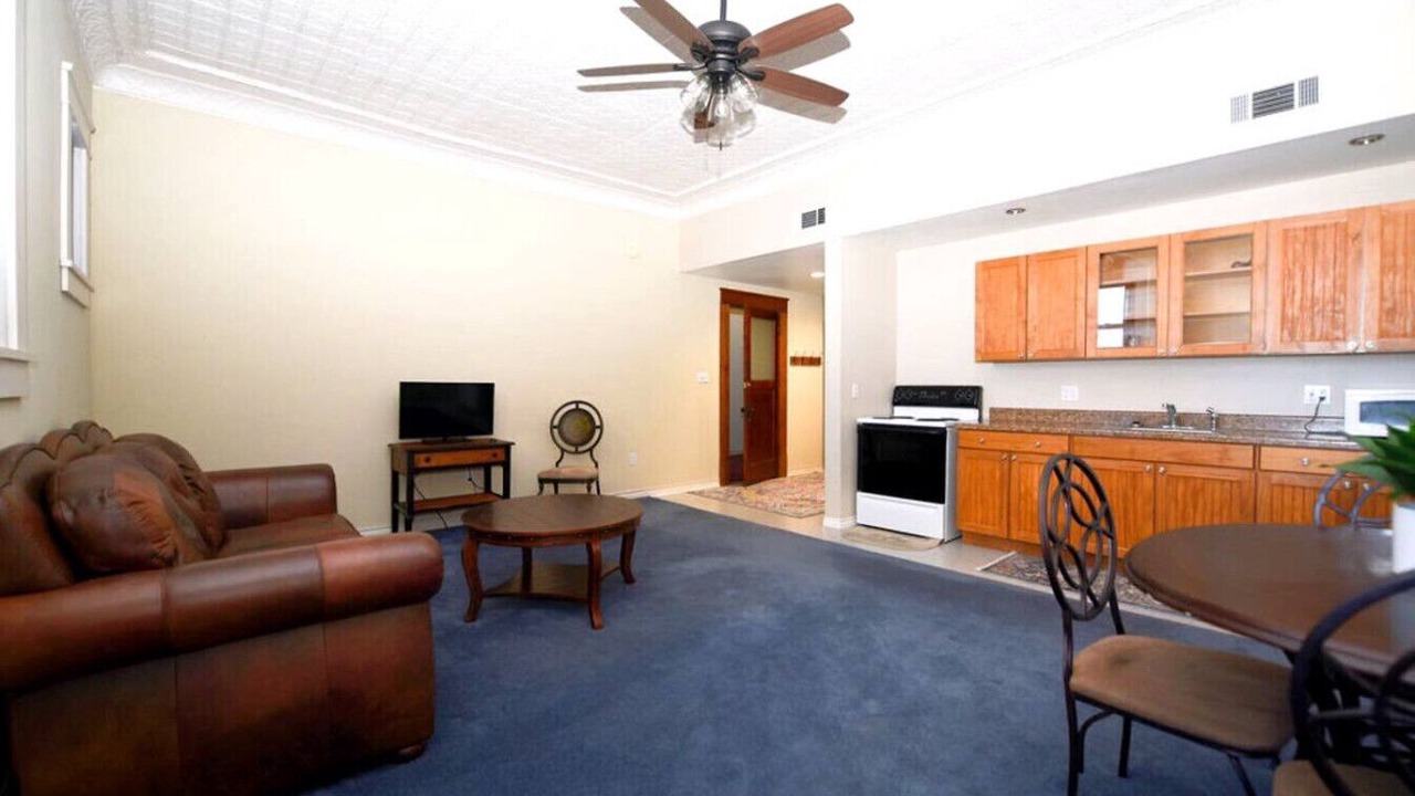 Photo of Livingroom in Eastland