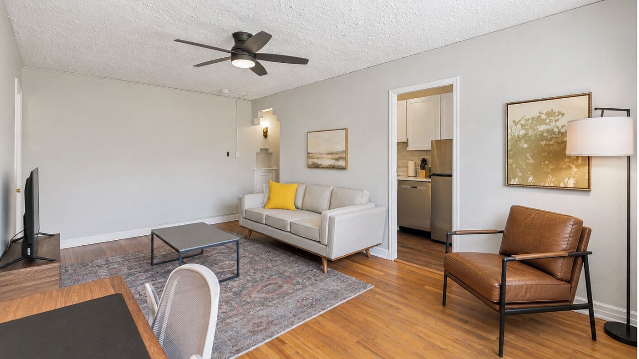 Photo of Livingroom in City Park
