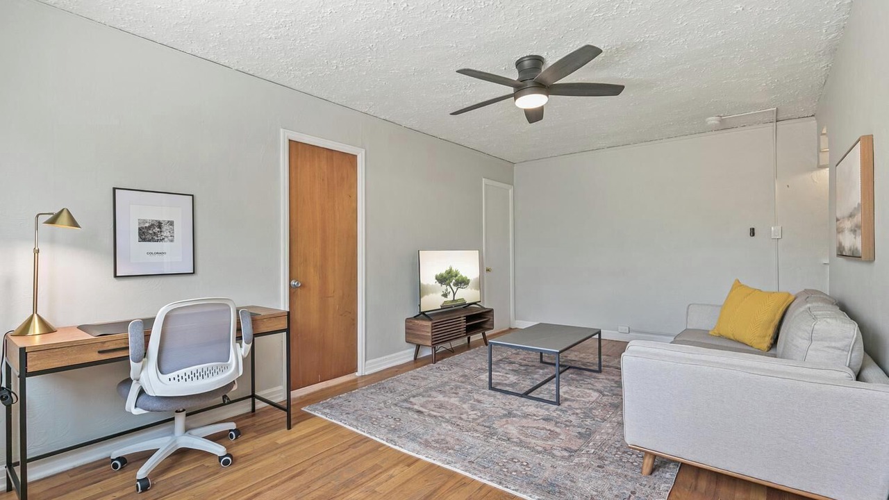Photo of Livingroom in City Park