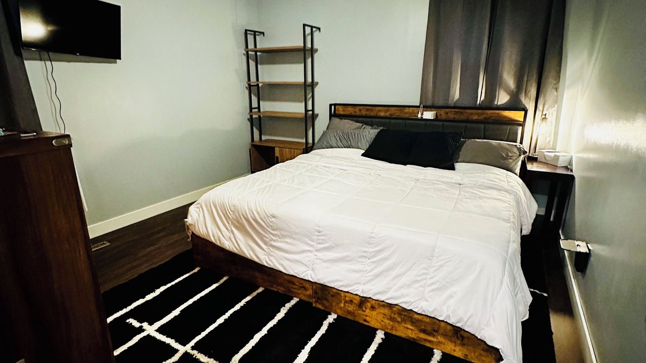 Photo of Bedroom in Plattsburg
