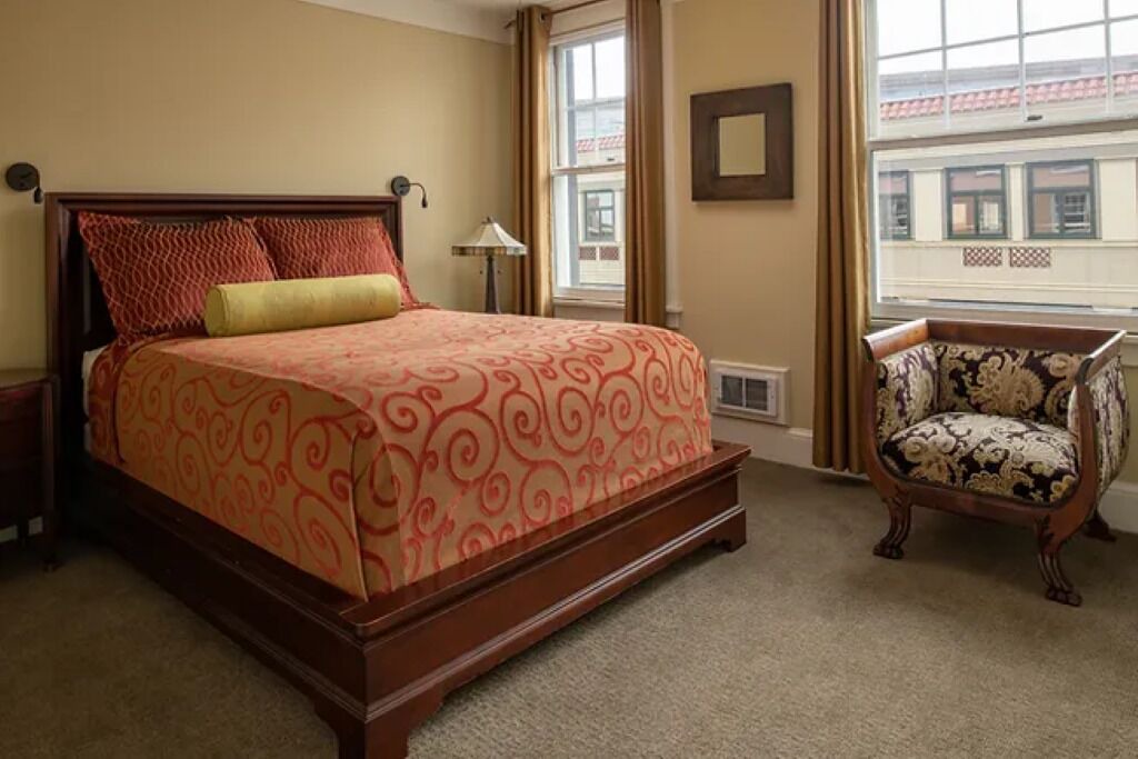 Photo of Bedroom in Astoria