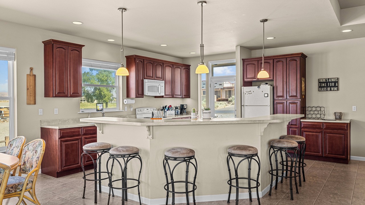 Photo of Kitchen in Desert Aire