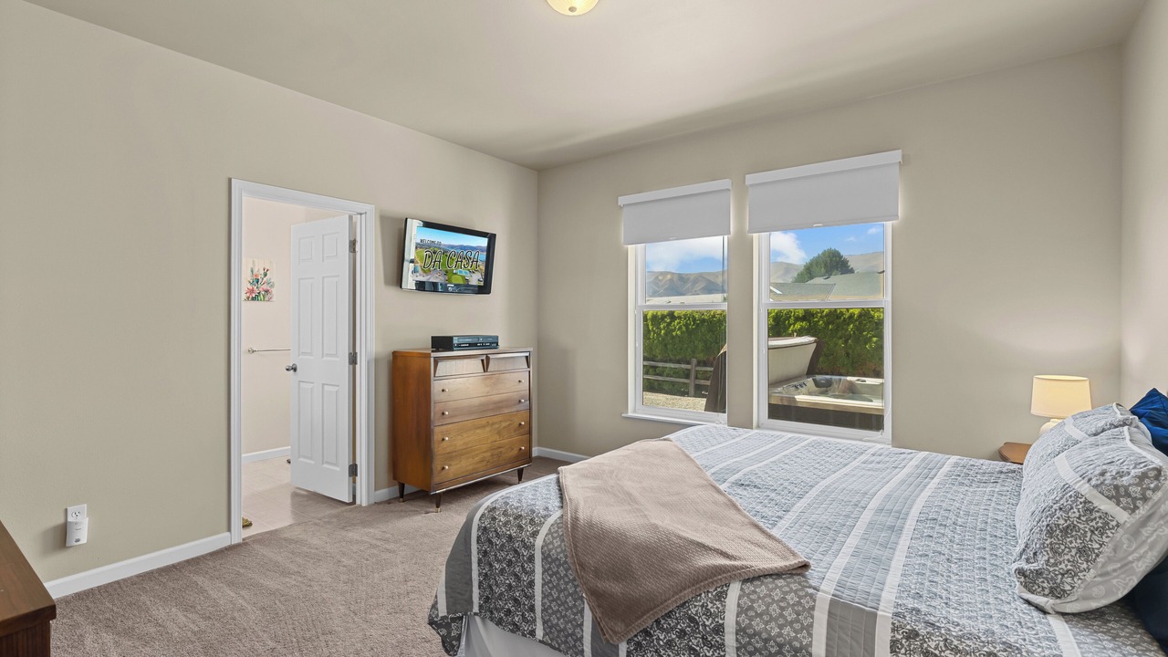 Photo of Bedroom in Desert Aire