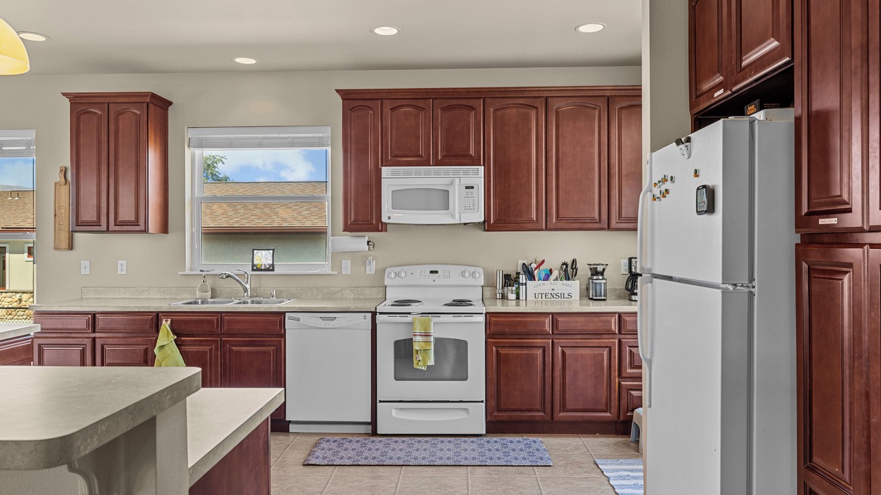 Photo of Kitchen in Desert Aire