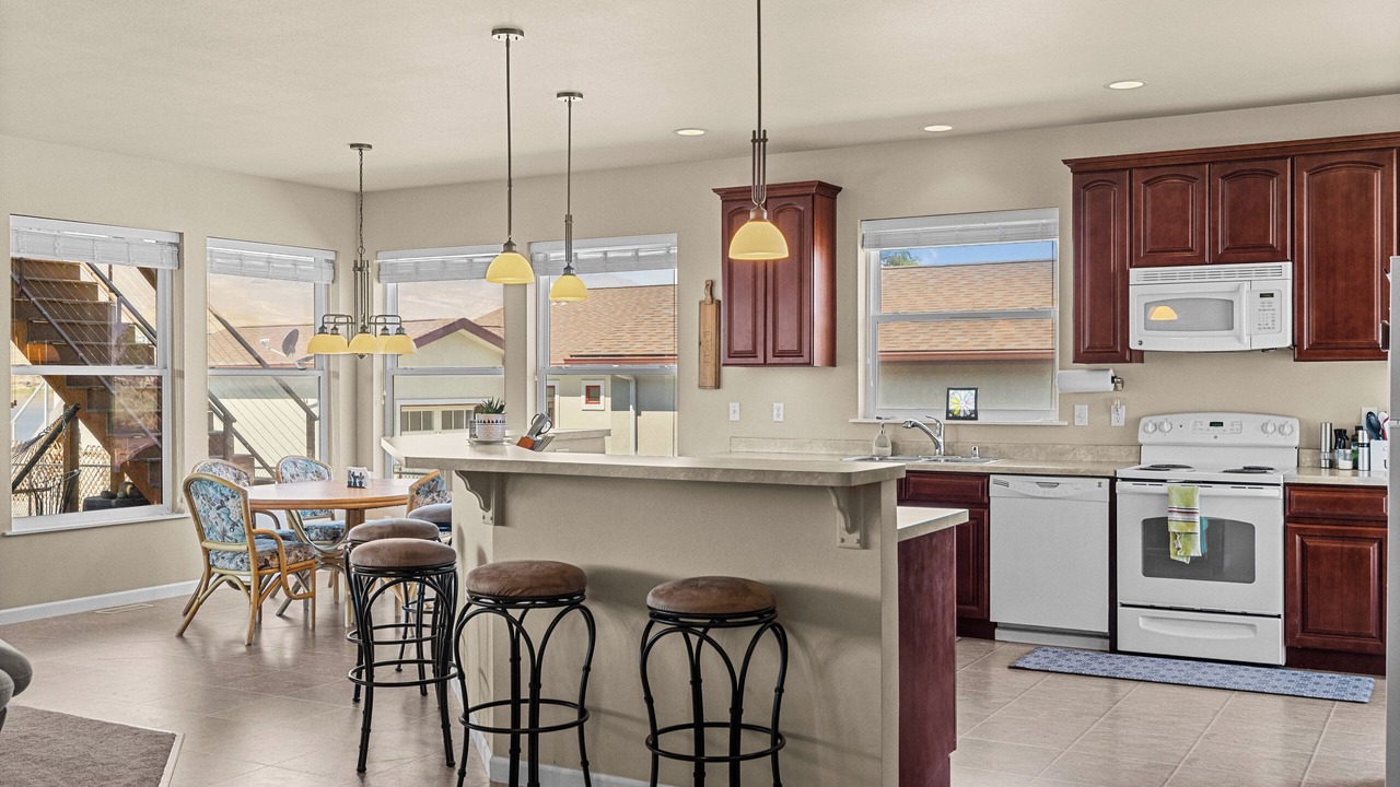 Photo of Kitchen in Desert Aire